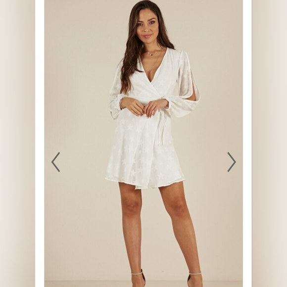 BNWT Showpo Stuck With Me Dress in White Star Print - Size 18 - Picture 2 of 12